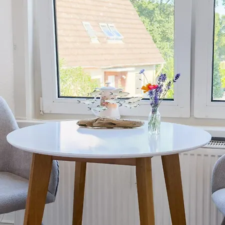 Charmantes Budget Luettje Koje 1 Cuxhaven