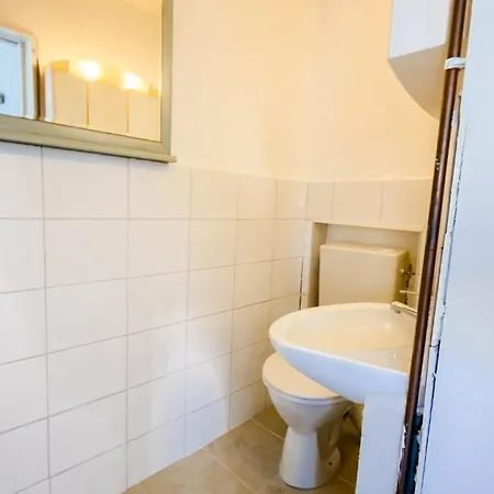 Charmantes Budget Luettje Koje 1 * Cuxhaven